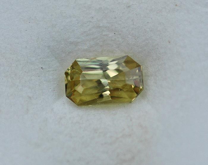 Image for Sri Lanka Natural Chrysoberyl 1.60 carat  ** VIDEO **