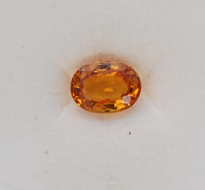 Image for Natural Sri Lanka Golden sapphire 1.25 carat  ** VIDEO **