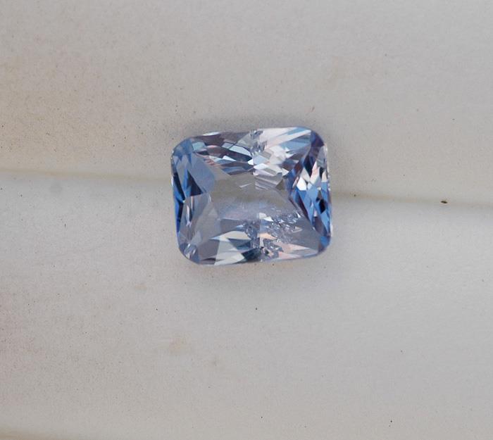 Image for Sri Lanka Natural Unheated Blue Sapphire 1.73 carat  ** VIDEO **