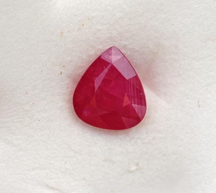 Image for Burma Natural Ruby 3.24 carat ** VIDEO **